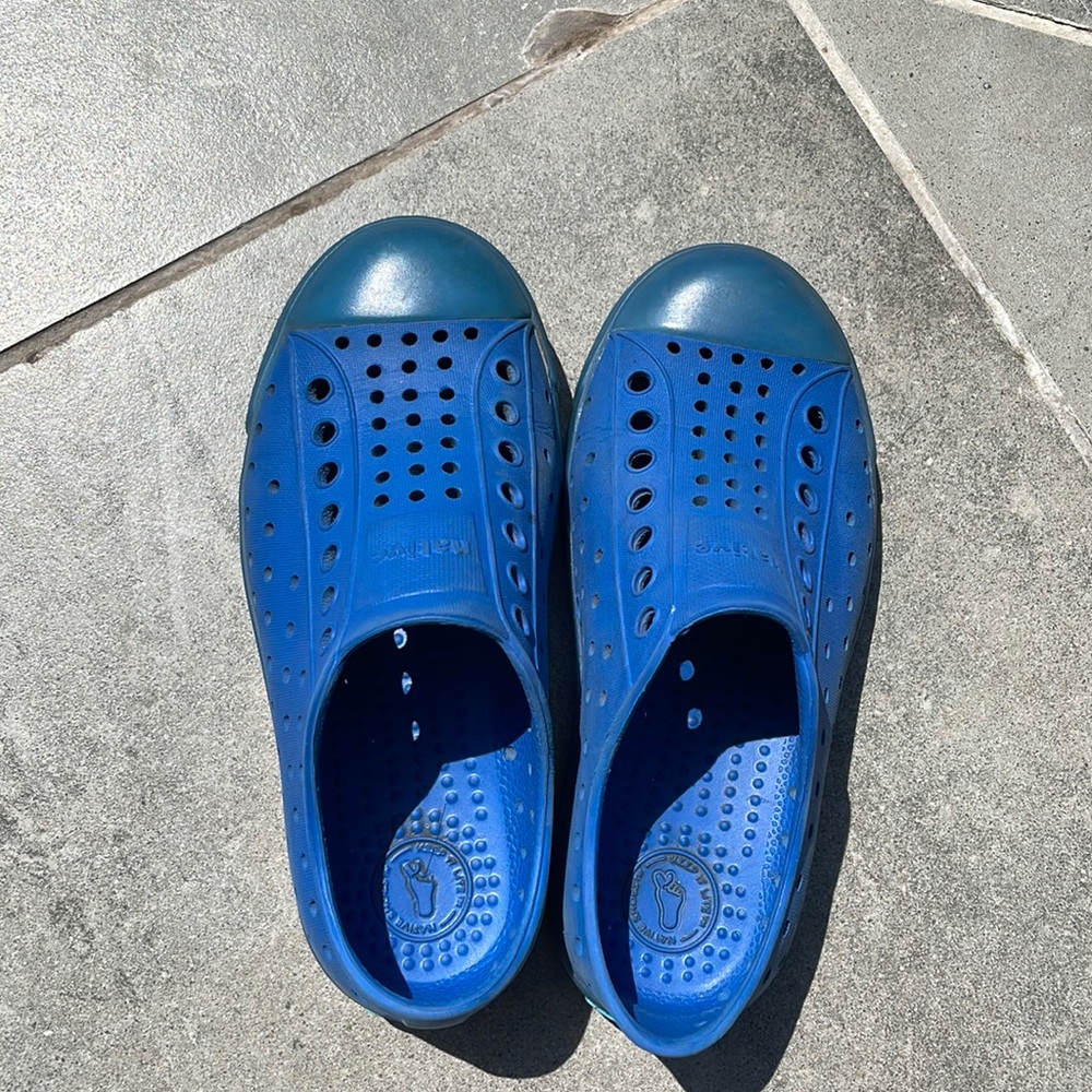 Native Jefferson shoes/sandals